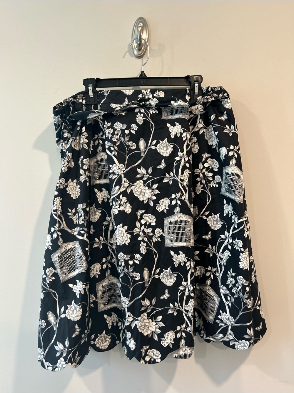 Talbots Black and White Floral Wrap Skirt with Birdcage Motif - Picture 2 of 3
